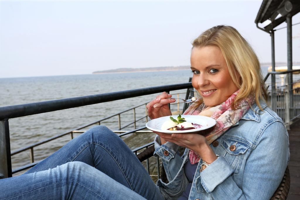 Hotel & Restaurant Utkiek Greifswald Buitenkant foto